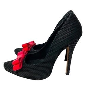 Blonde Amibition Bow Pump Heels Hot Pink Black